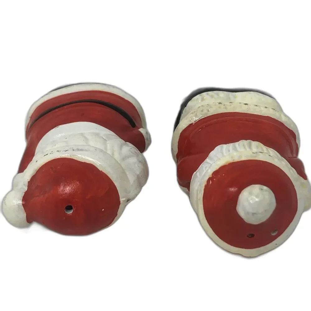 Winking Santa Claus Salt Pepper Shakers VTG 70s Ceramic Taiwan Christmas NEW